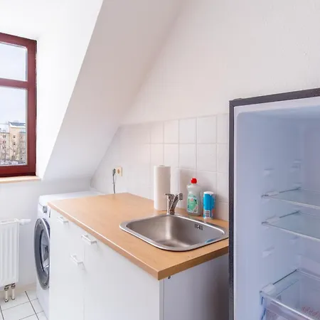 Aparthotel Perfekt Fuer Gruppen Mit Waschmaschine, Einzelbetten, Kueche *