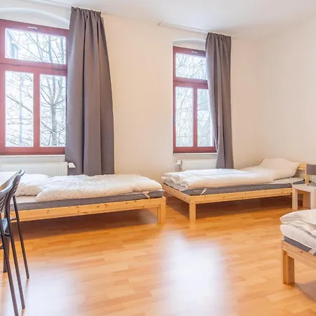 Perfekt Fuer Gruppen Mit Waschmaschine, Einzelbetten, Kueche Aparthotel