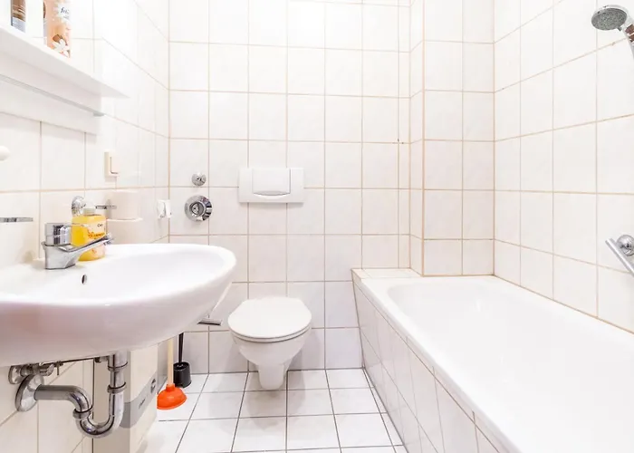 Perfekt Fuer Gruppen Mit Waschmaschine, Einzelbetten, Kueche *