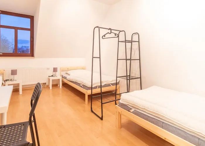 Perfekt Fuer Gruppen Mit Waschmaschine, Einzelbetten, Kueche *