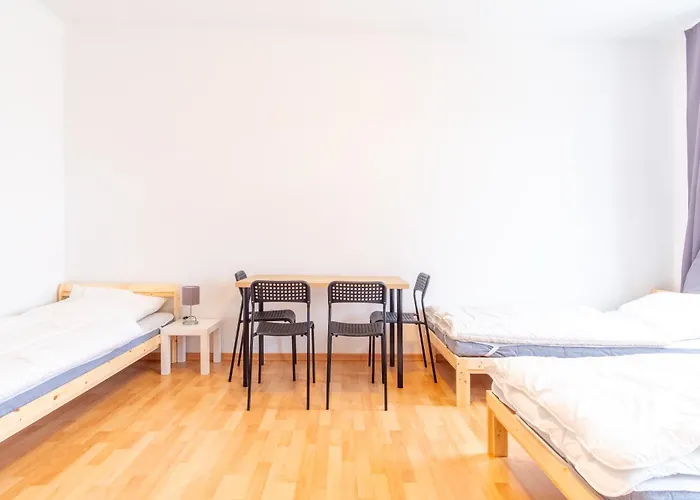 Perfekt Fuer Gruppen Mit Waschmaschine, Einzelbetten, Kueche *