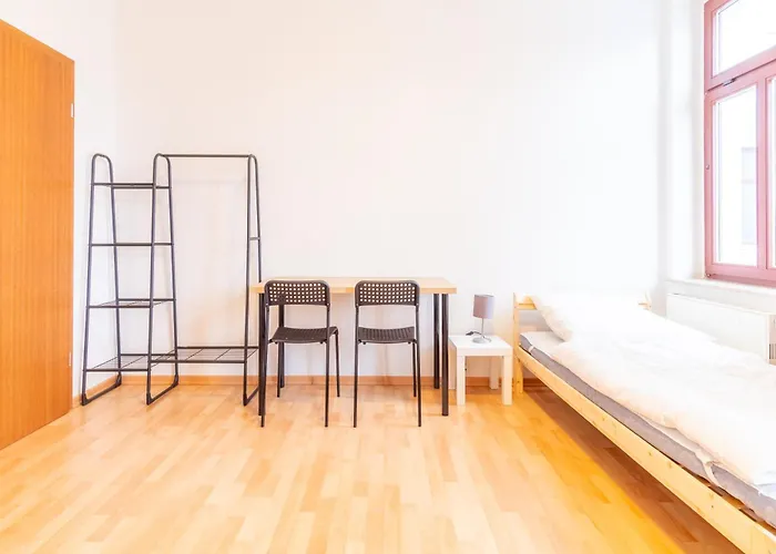 Perfekt Fuer Gruppen Mit Waschmaschine, Einzelbetten, Kueche Hostel